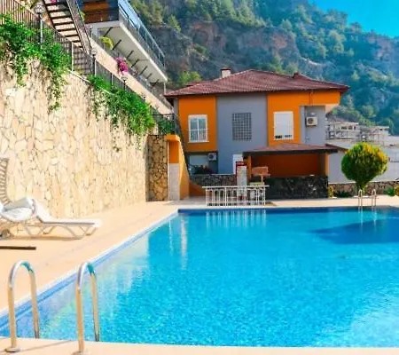 Feda Apartahotel *